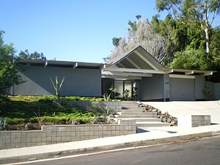 320px-Eichler_Homes_-_Foster_Residence,_Granada_Hills